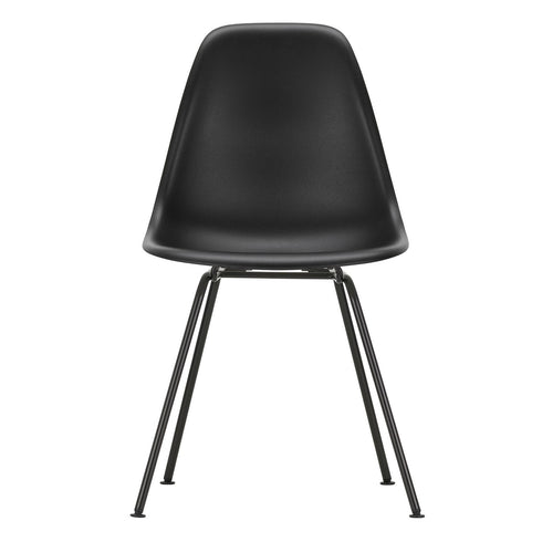 Cadeira Eames em Plástico DSX / Base Preta